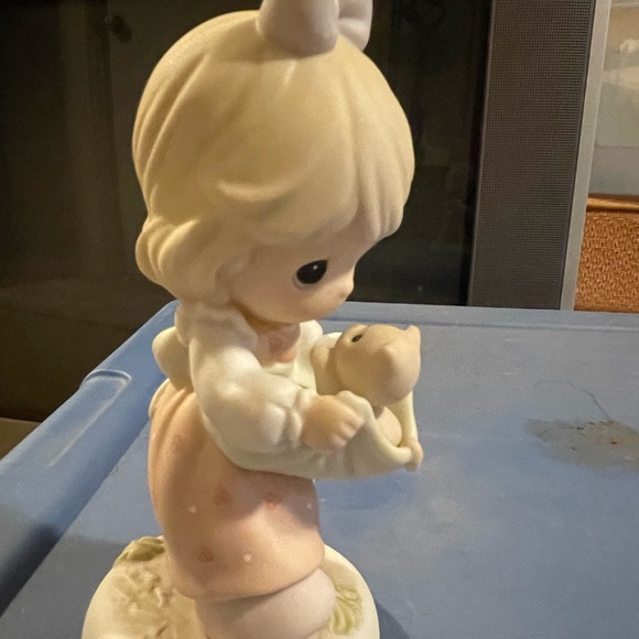 Precious Moments figurine Purr-fect Friends Parade of Gifts exclusive - Picture 1 of 2